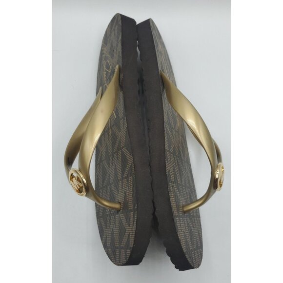 Michael Kors Size 9 Jet Set Signature Flip Flops Brown / Gold Logo NWOB - Picture 5 of 12